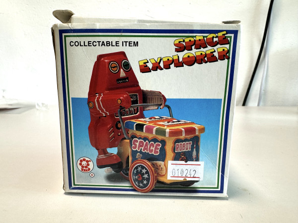 Collectable Item_Space Explorer_Space Robot
