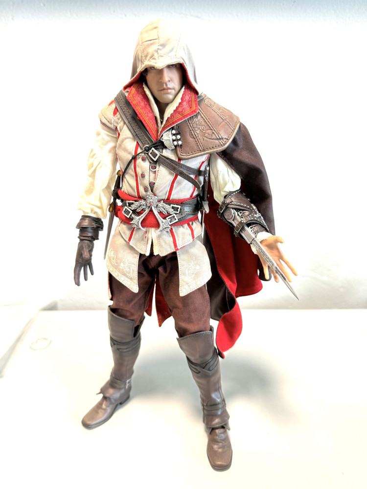 Hot Toys 1/6 VGM12 刺客信條 EZIO_0