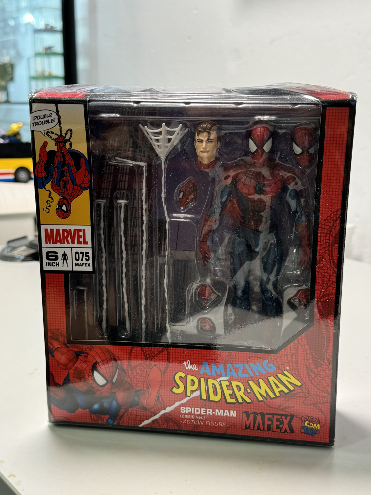 S. H. Figuarts Marvel No.75 Spider-Man (Comic Ver.)_0