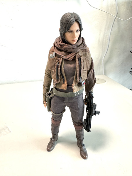 Hot Toys 1/6 MMS405 Star Wars Rogue One  Jyn Erso_1