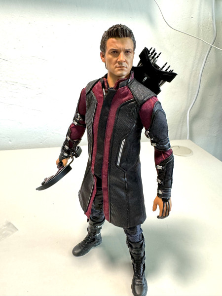 Hot Toys 1/6 MMS289 Avengers Age of Ultron Hawkeye Collectible_1