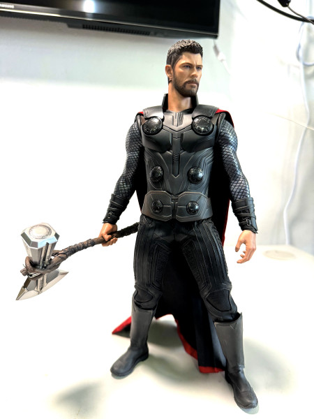 Hot Toys 1/6 MMS474 Avengers Infinity War Thor_0