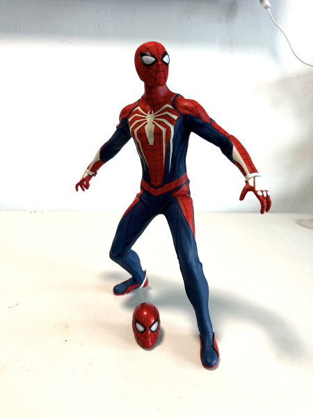 Hot Toys 1/6 VGM31 PS4 Spiderman