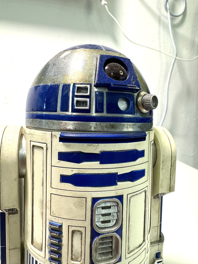Hot Toys 1/6 MMS511 Star Wars - R2-D2_1