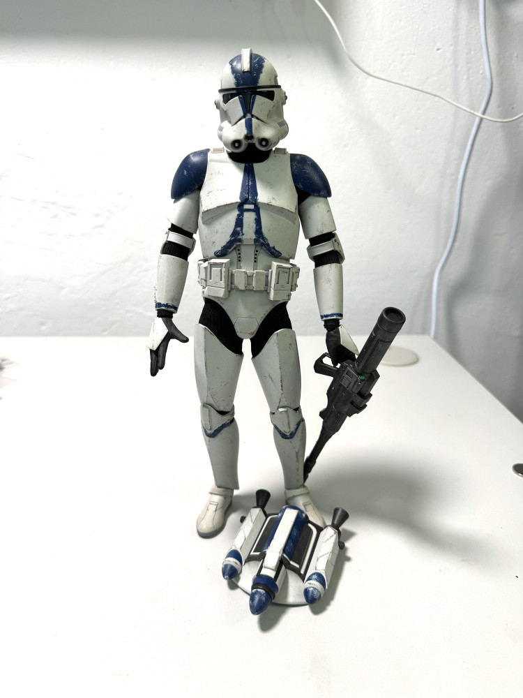Hot Toys 1/6 TMS022 Star Wars The Clone Wars 501st Battalion Clone Trooper (Normal)_1
