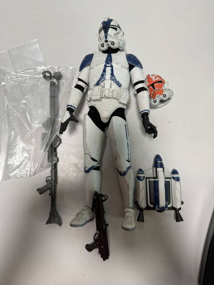 Hot Toys 1/6 TMS022 Star Wars The Clone Wars 501st Battalion Clone Trooper (Normal)_0