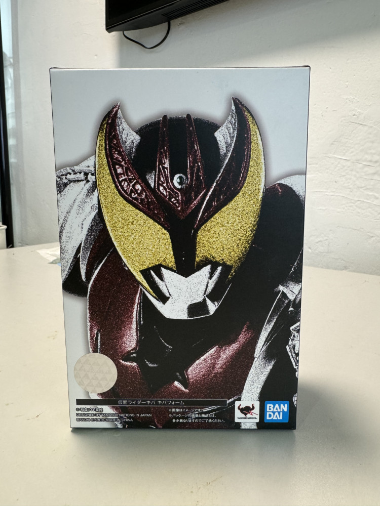 S.H.Figuarts KAMEN RIDER 真骨雕 Masked Rider Kiva_0