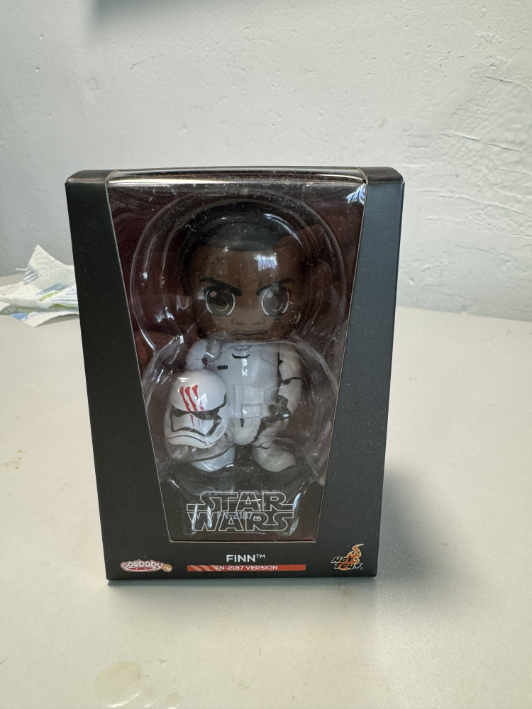 Hottoys Cosbaby Star Wars Finn FN-2187_0