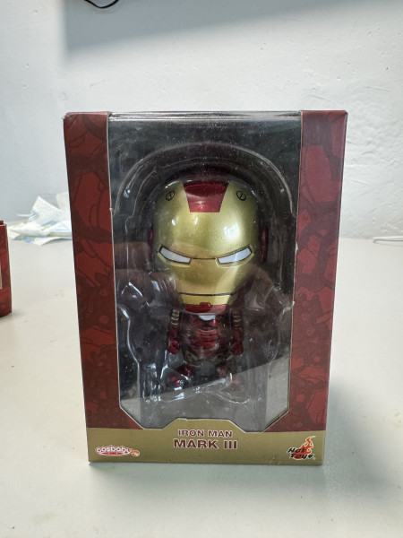 Hottoys Cosbaby Marvel Ironman MARK III _0