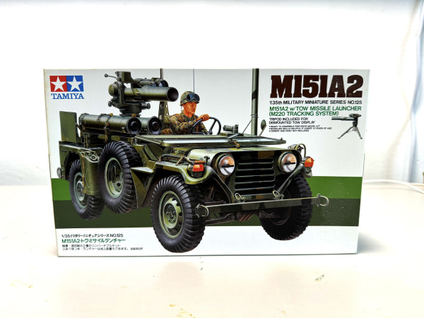 TAMIYA - 1/35 M151A2 w/TOW LISSILE LAUNCH_0