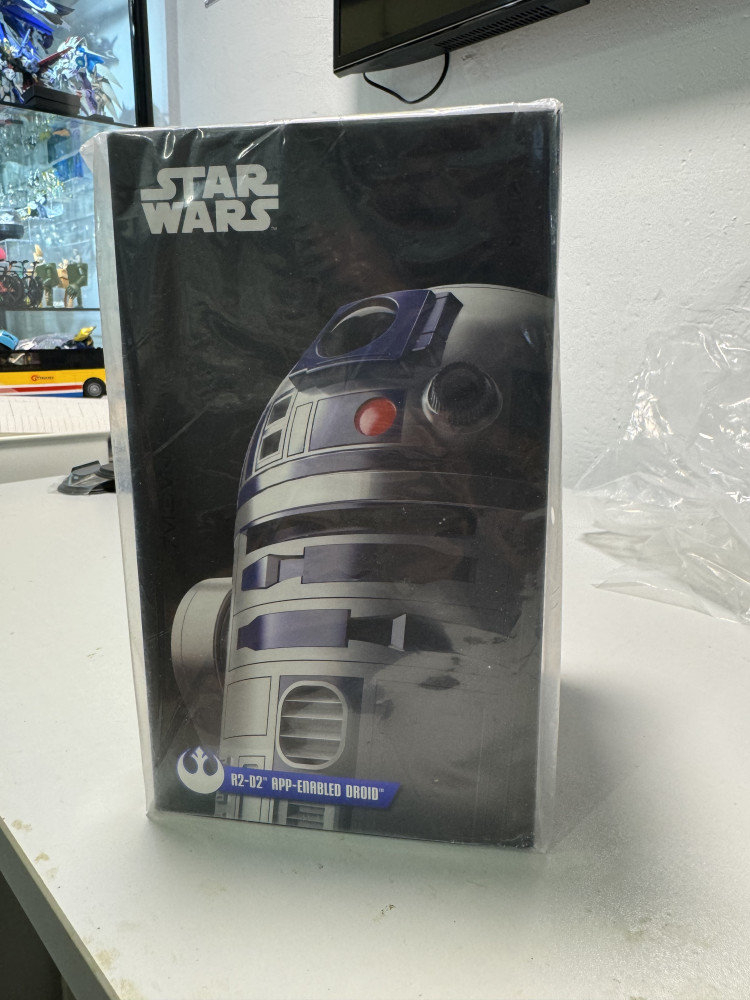 Disney Star Wars R2D2 _0