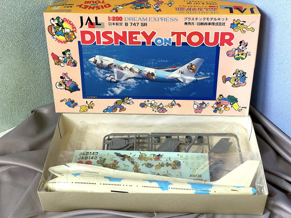 JAL Disney on Tour B747- SR 飛機模型_1