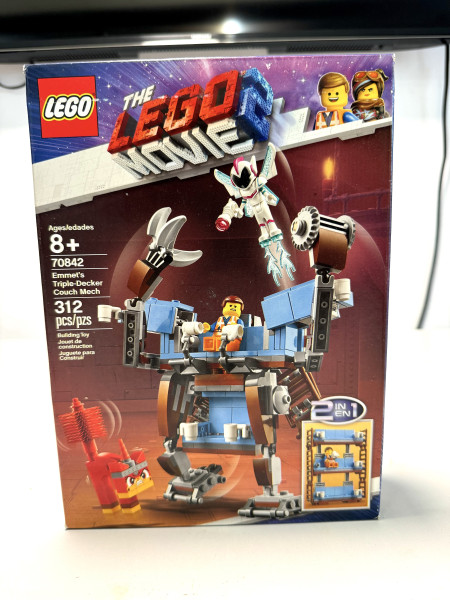 Lego MOVIE 2 70842 Emmet’s Triple-Decker Couch Mech_0